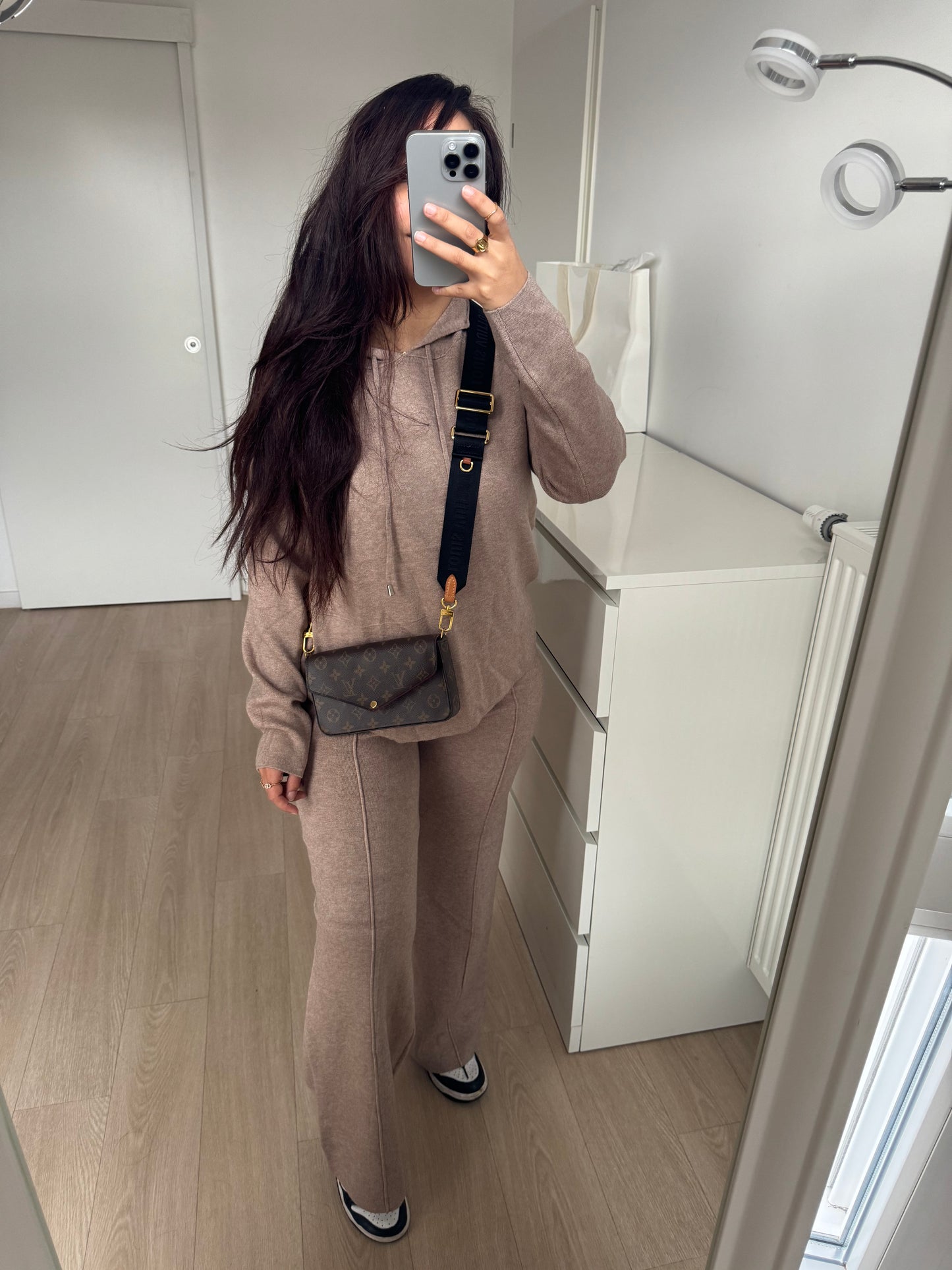 Ensemble Taupe